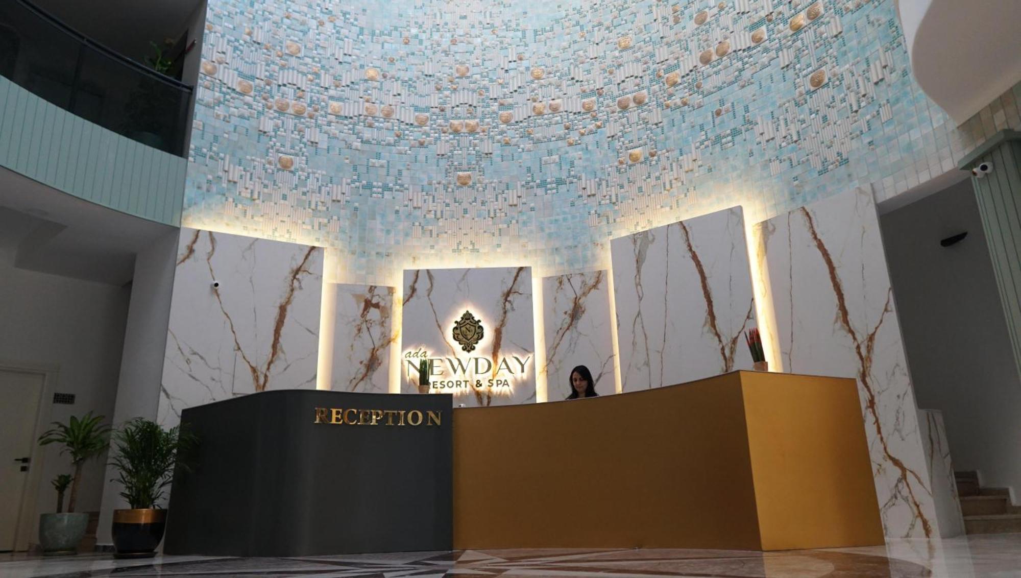 Ada Newday Resort Hotel 쿠사다시 외부 사진